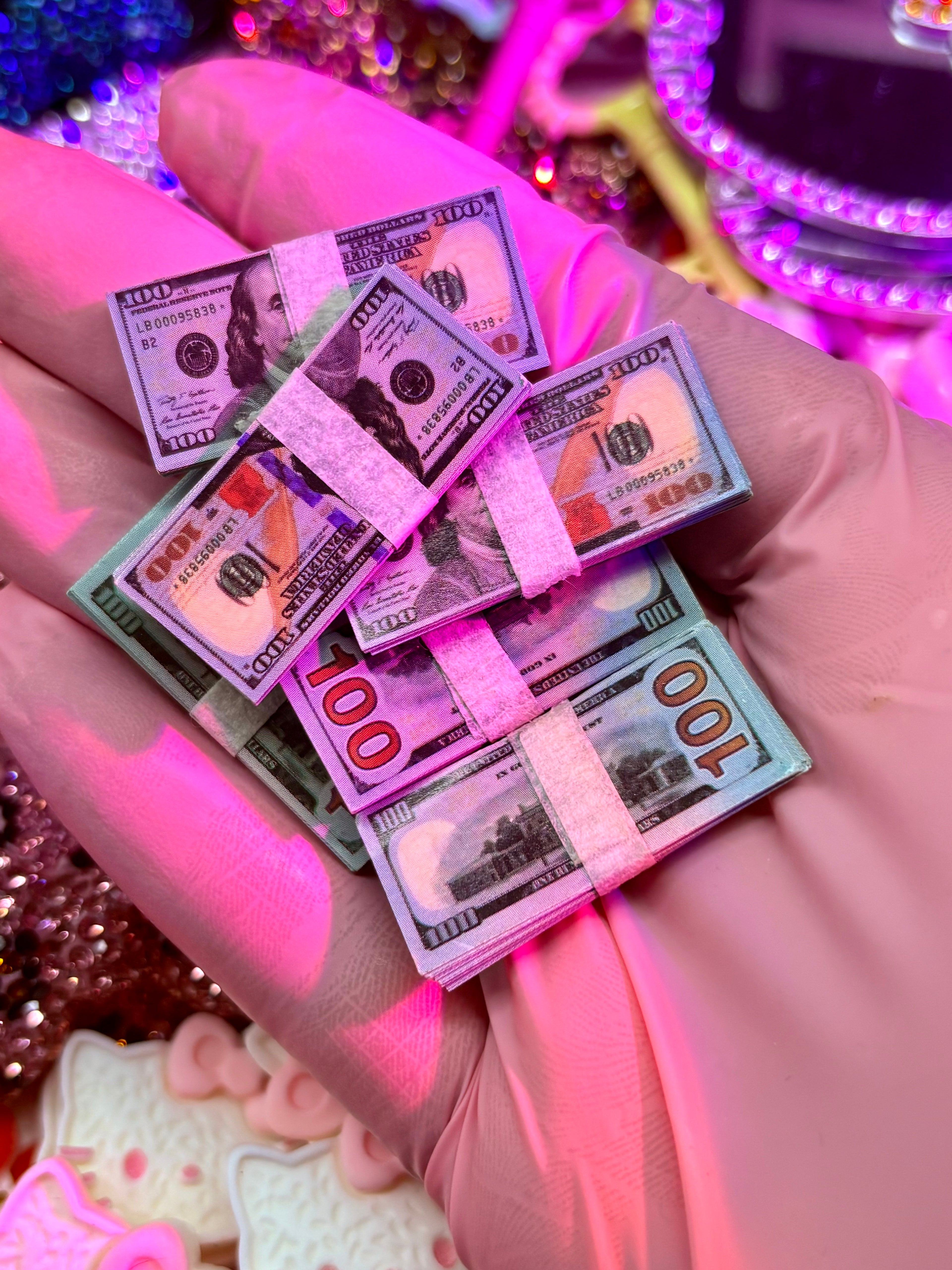 STACK OF 100s